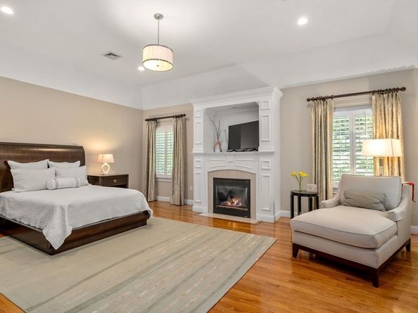 127 Shade Street, Lexington MA 02421