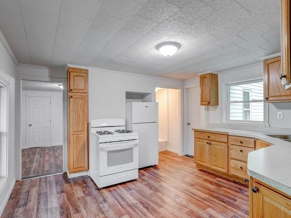 29 Goddard, Fitchburg MA 01420