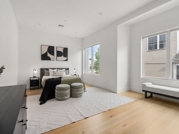 32 Murdock St 2, Somerville MA 02145