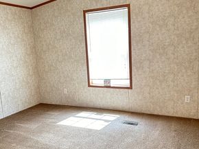 20 Upton St, Tewksbury MA 01876