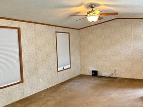 20 Upton St, Tewksbury MA 01876