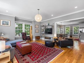 21 Hale 21, Newton MA 02464