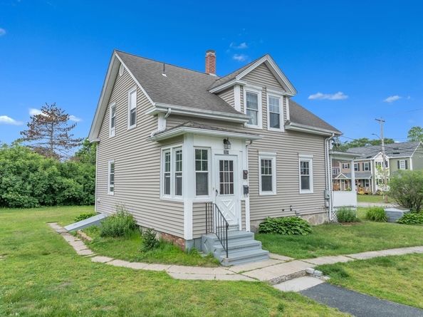 259 Main St, Blackstone MA 01504