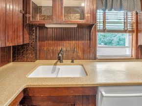 259 Main St, Blackstone MA 01504