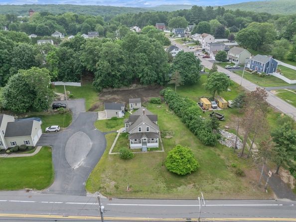 259 Main St, Blackstone MA 01504
