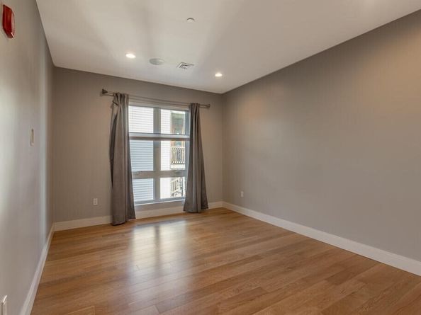 488 Dorchester Avenue 3G, Boston MA 02127