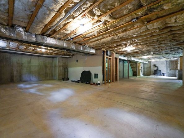 50 Elm St, Plympton MA 02367