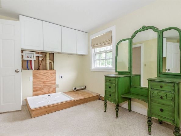 10 Briggs Ln, Marion MA 02738