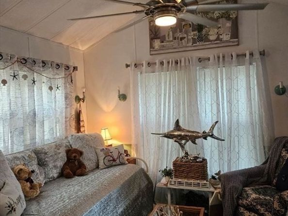 19 Mashapaug Rd C29, Sturbridge MA 01566