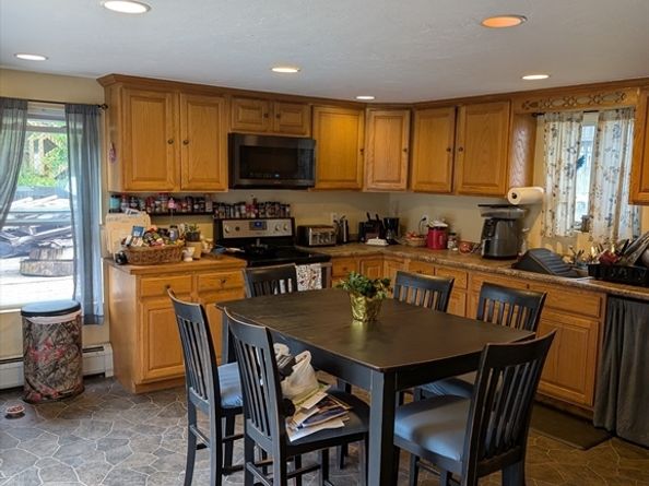 33 Church, Spencer MA 01562