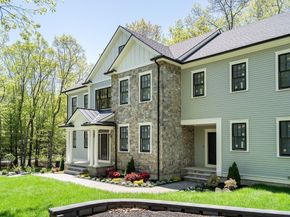 18 Heritage Dr, Lexington MA 02420