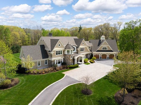 14 Lovers Lane, Southborough MA 01772