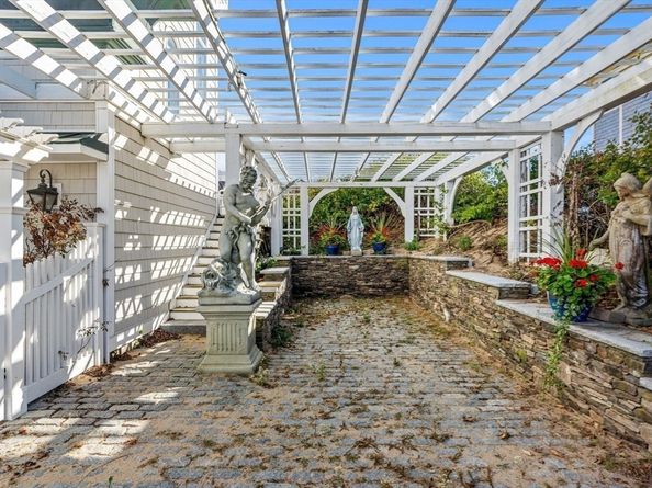 14 Fordham Way, Newbury MA 01951