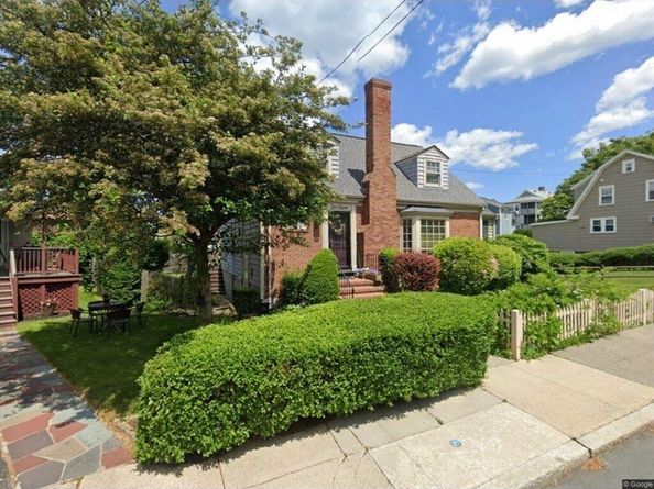 211 Grovers Ave, Winthrop MA 02152