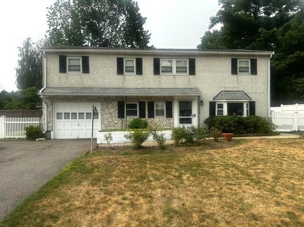 37 Rustcraft Rd, Dedham MA 02026