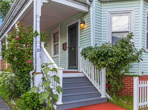10 Cobbet Pl, Lynn MA 01902