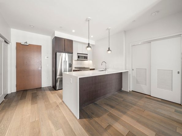 375 Canal St 1102, Somerville MA 02145