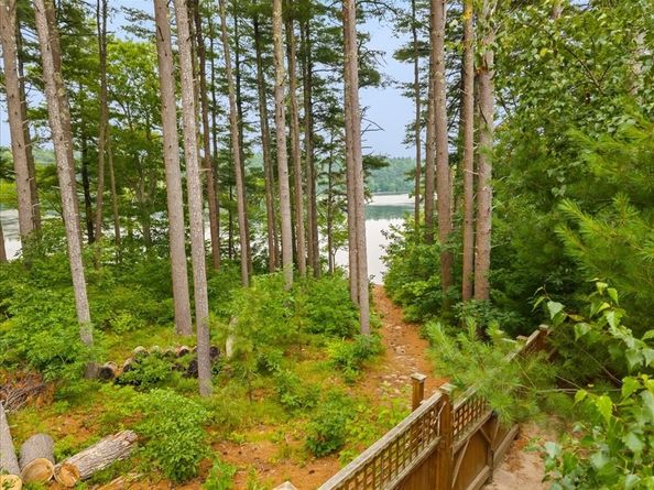22 Red Pine Ln, Wareham MA 02571