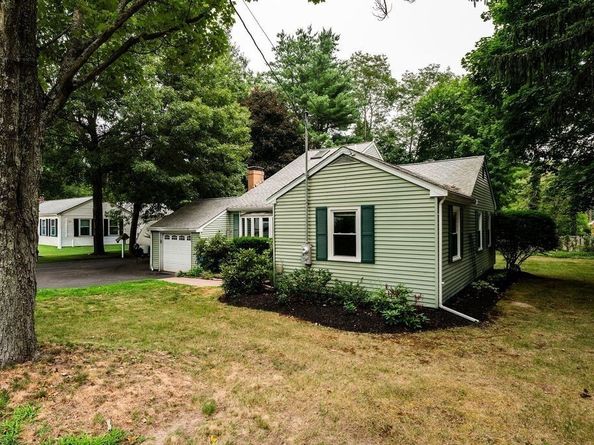 1083 Edgell Rd, Framingham MA 01701