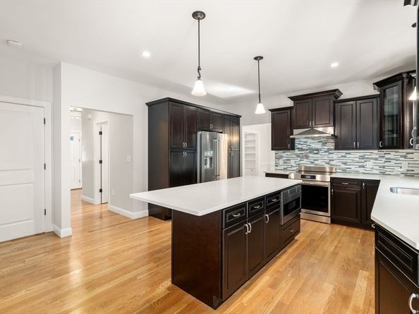 4 Martin Louis Way, Stoneham MA 02180