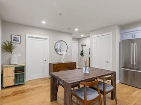 10 Everett 204, Boston MA 02128