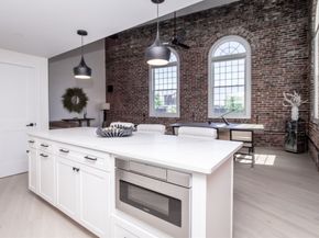 34 Salem 201, Medford MA 02155