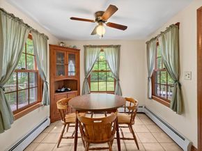 39 School House Ln, Billerica MA 01821