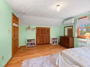 39 School House Ln, Billerica MA 01821