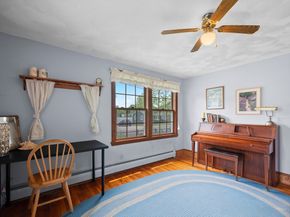 39 School House Ln, Billerica MA 01821