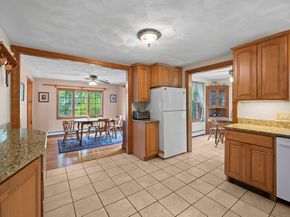39 School House Ln, Billerica MA 01821