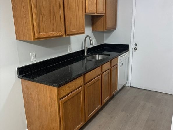 13 Village Hill Lane 20, Natick MA 01760
