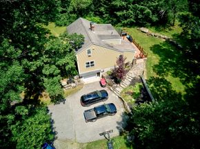 57 Sassawanna Rd, Rutland MA 01543