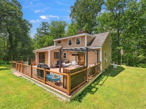 57 Sassawanna Rd, Rutland MA 01543
