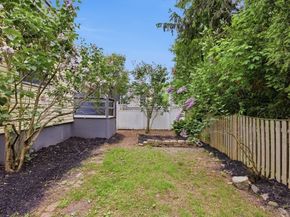 20 Hemenway Ct, Malden MA 02148