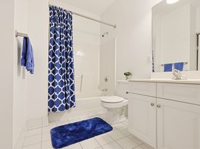 72 Ashland St 410, Malden MA 02148