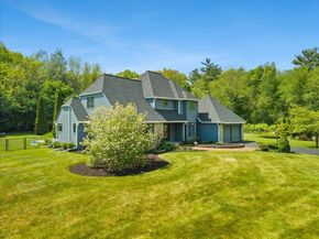 14 Fieldstone Ter, West Bridgewater MA 02379
