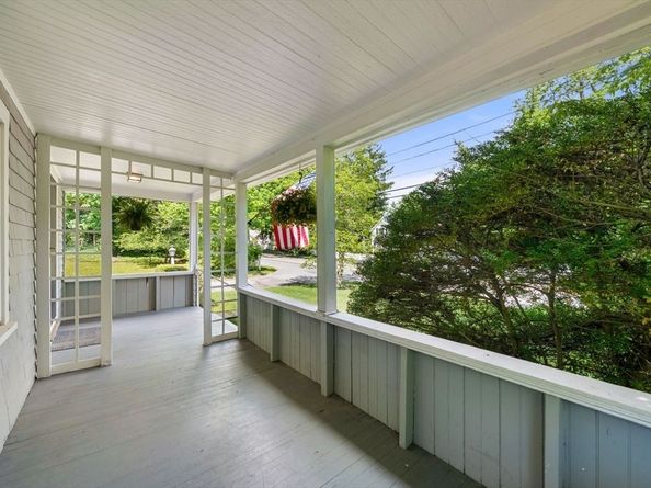 678 Boston Post Road, Weston MA 02493
