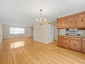399 Pond St B8, Braintree MA 02184