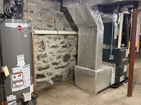 58 Lindell Ave, Leominster MA 01453