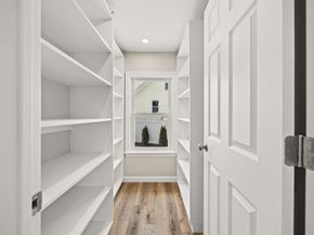 7 Somerville Ave, Braintree MA 02184