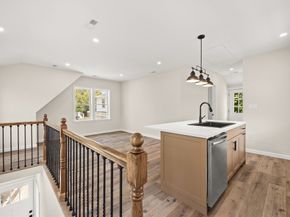 7 Somerville Ave, Braintree MA 02184