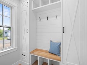 1 Stanley Ave, Newburyport MA 01950