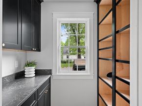 1 Stanley Ave, Newburyport MA 01950