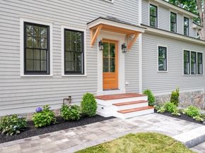 1 Stanley Ave, Newburyport MA 01950
