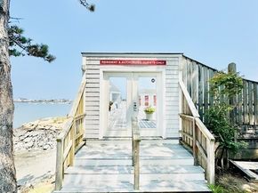 12 Marina Dr 12, Hull MA 02045