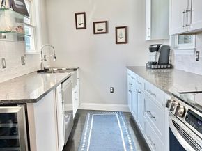12 Marina Dr 12, Hull MA 02045