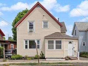 67 Beach Ave, Swampscott MA 01907