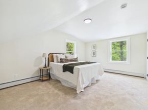 22 Randall Rd, Mattapoisett MA 02739
