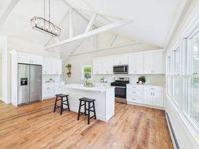 22 Randall Rd, Mattapoisett MA 02739