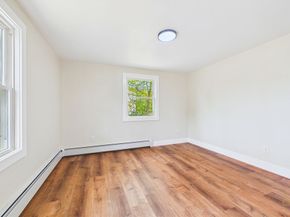 22 Randall Rd, Mattapoisett MA 02739